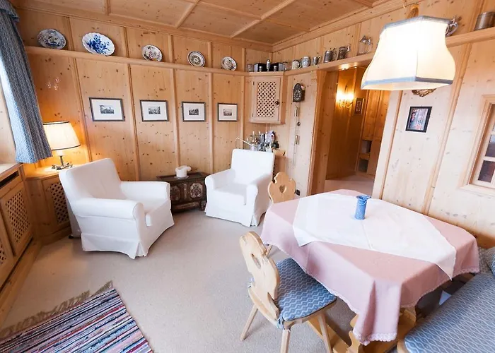 Apartament Modern Living Traditional Style *